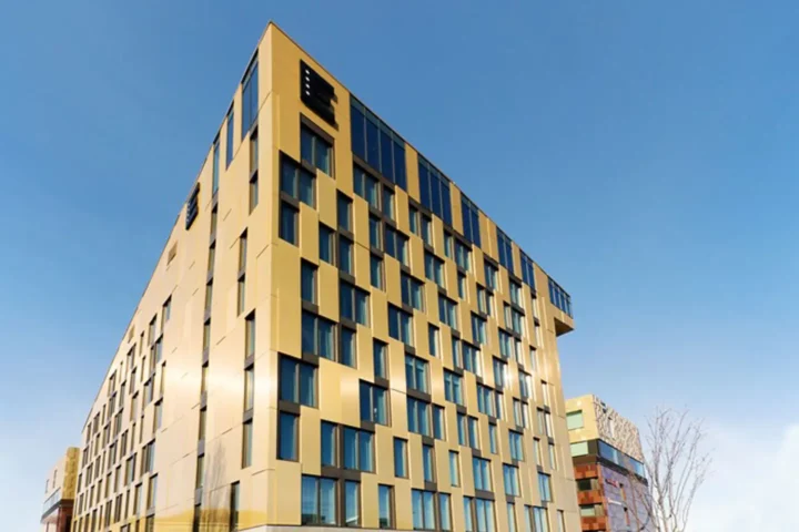 1920x1301_elite_hotel_academia_fasad
